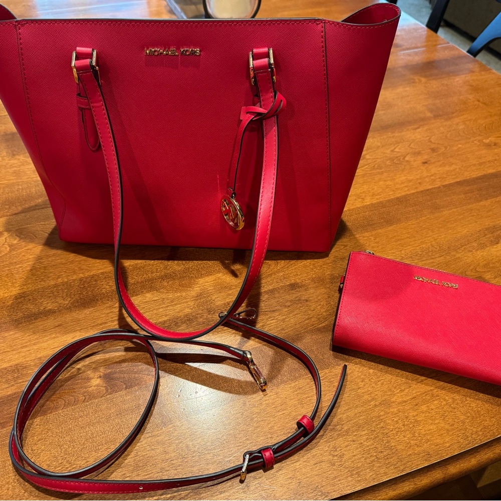 Michael Kors Bold Red Purse PLUS 3 piece Wallet & bag Set